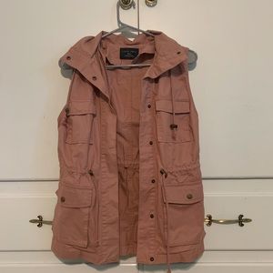 Love Tree maeve colored vest